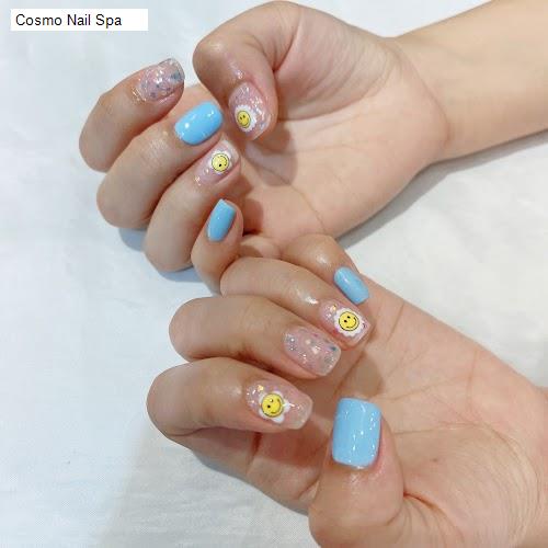 Vệ sinh Cosmo Nail Spa